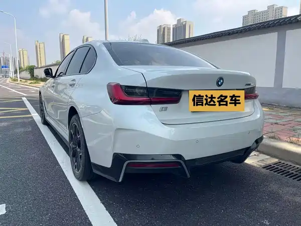 BMW i3 2023