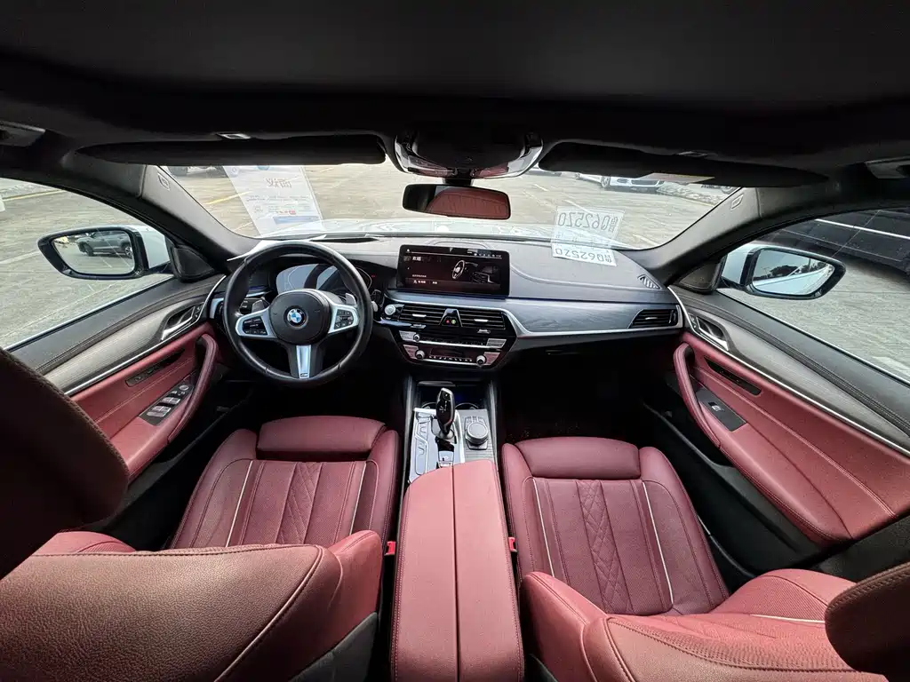 BMW 5 Series 2022