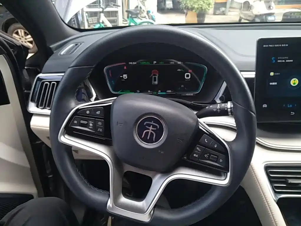 BYD Song PLUS New Energy 2022 — фото 11