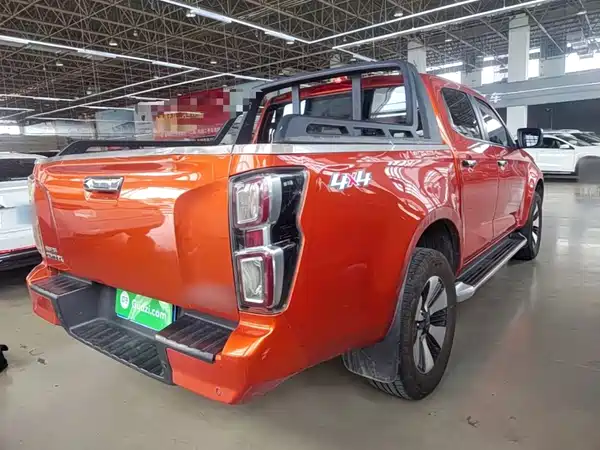 Isuzu D-MAX 2022