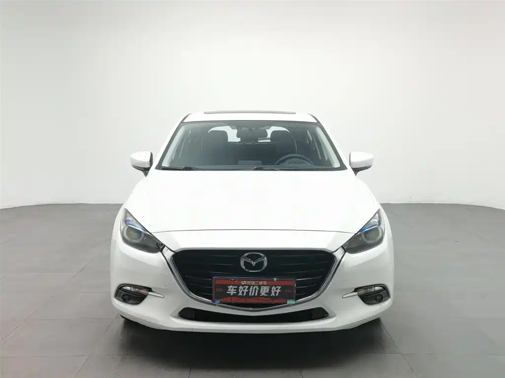 Mazda 3 Axela 2019 — фото 3