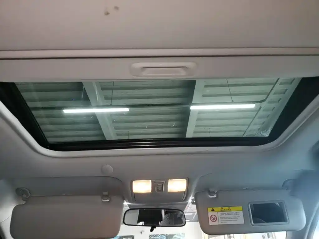 Kia KX1 2020 — фото 18