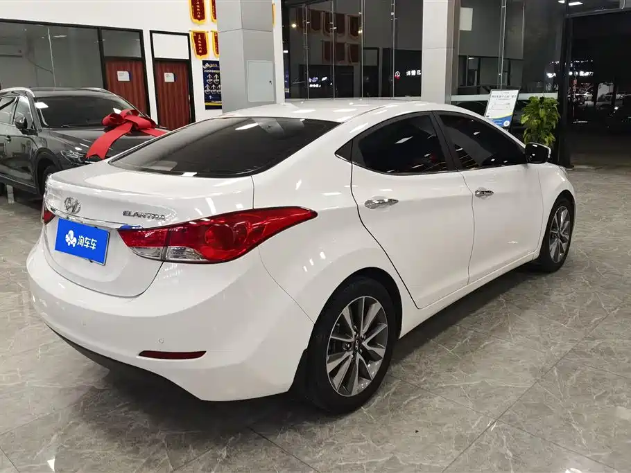 Hyundai Elantra Langdong 2016 — фото 3