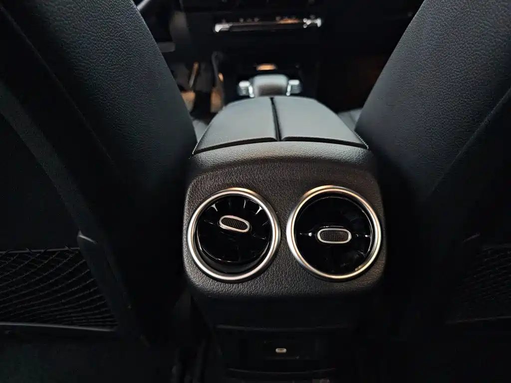 Mercedes-Benz A-Class 2023 — фото 13