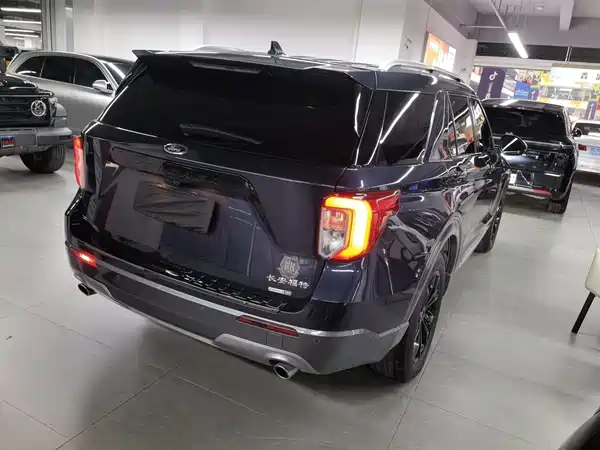 Ford Explorer 2021