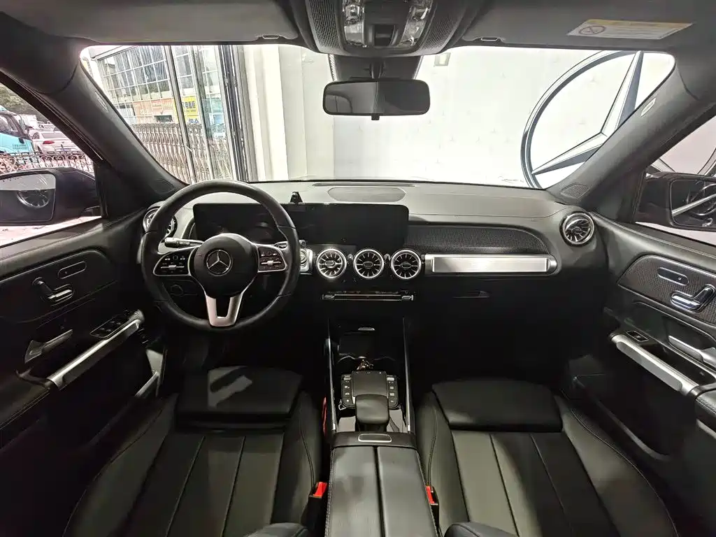 Mercedes-Benz EQB 2023 — фото 13