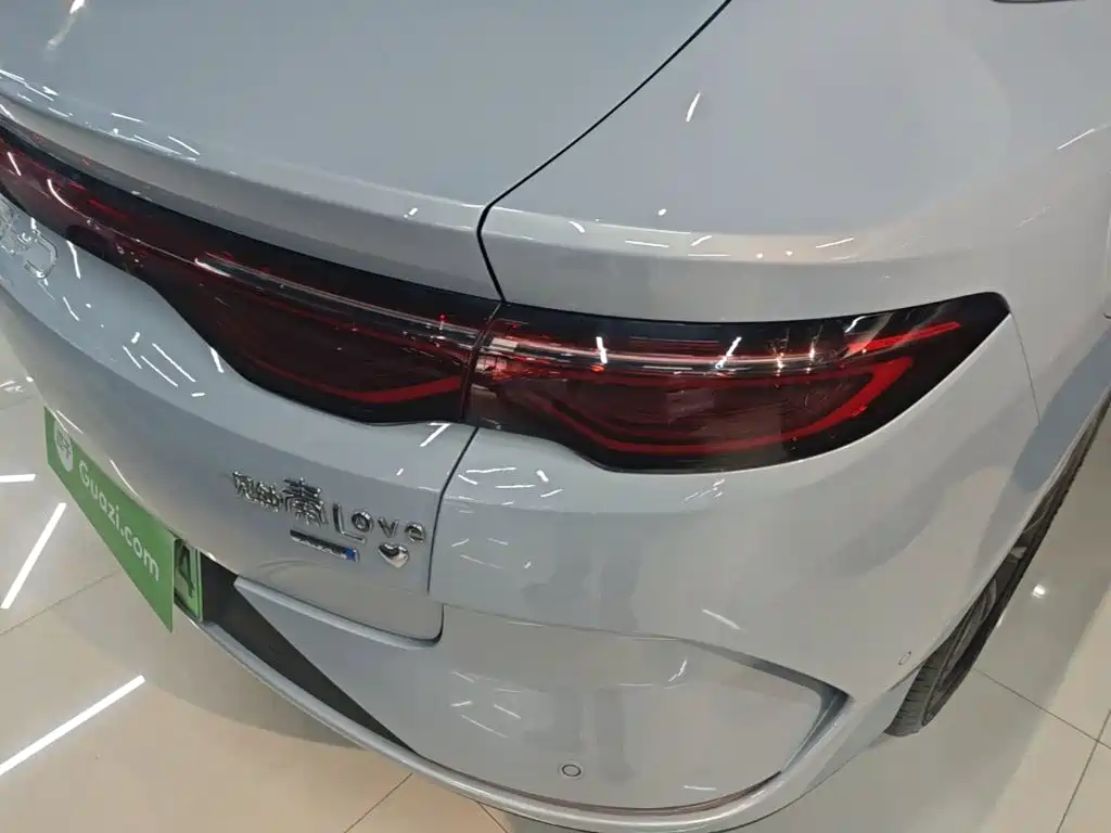 BYD Qin L 2025 — фото 8
