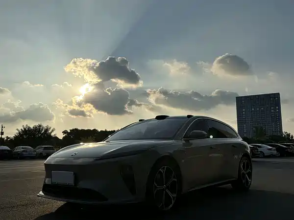 NIO ET5T 2024