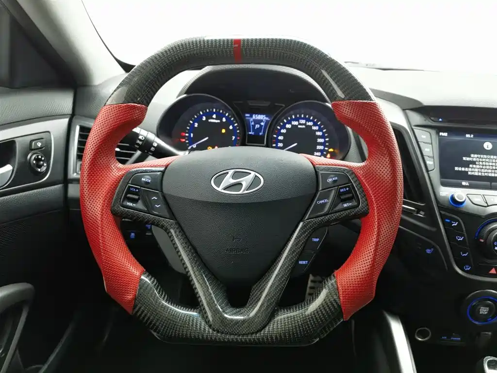 Hyundai Veloster 2015 — фото 11