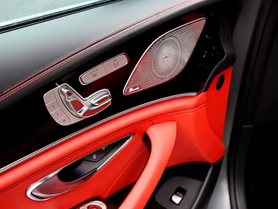 Mercedes-Benz AMG GT 2020 — фото 8