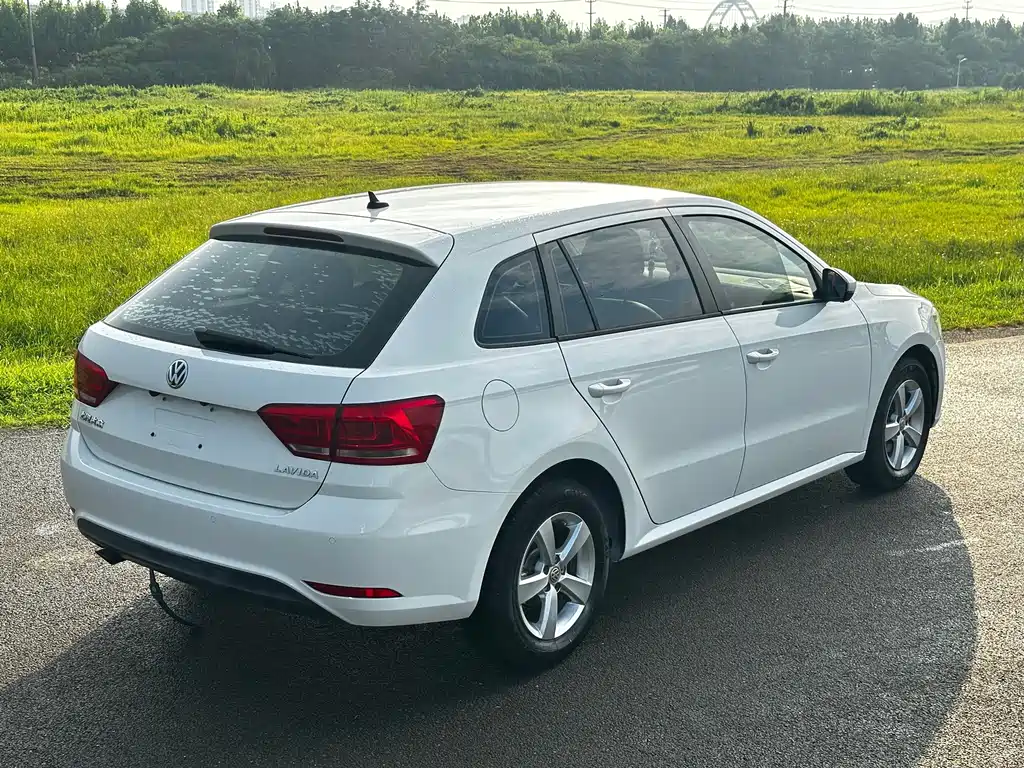 Volkswagen Gran Lavida 2017 — фото 13
