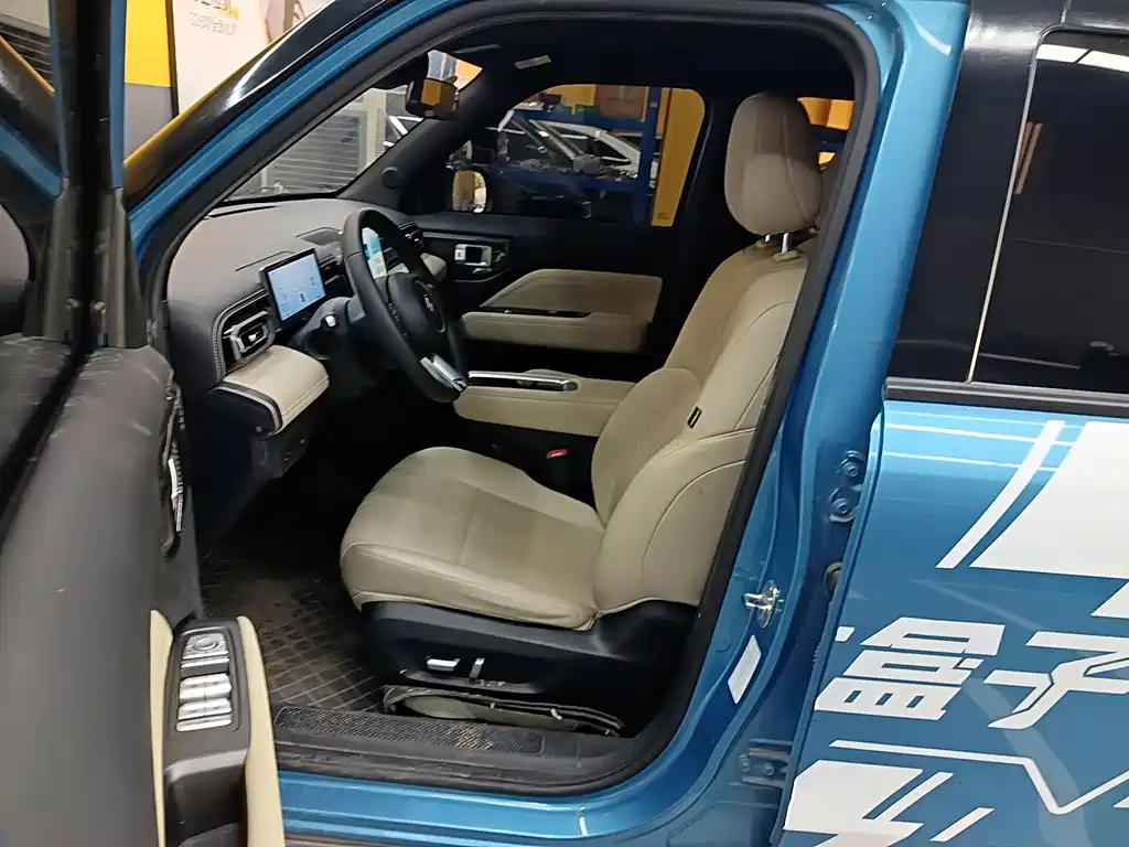 Baojun Yep Plus 2024 — фото 10