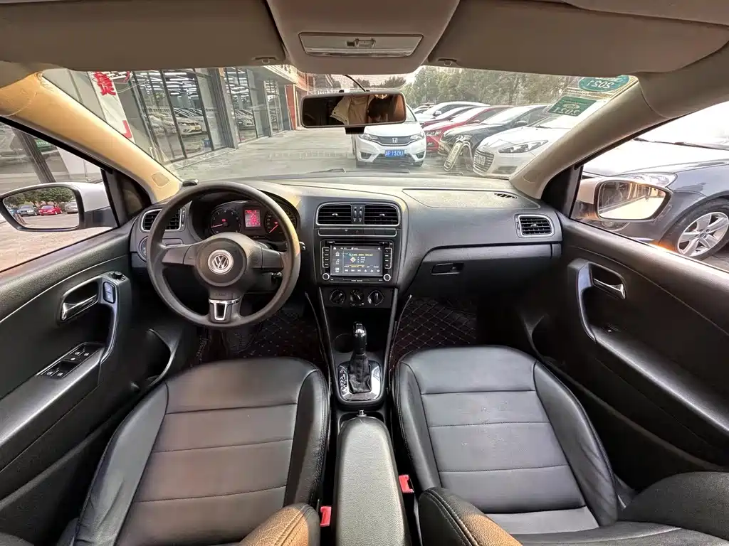 Volkswagen Polo 2013