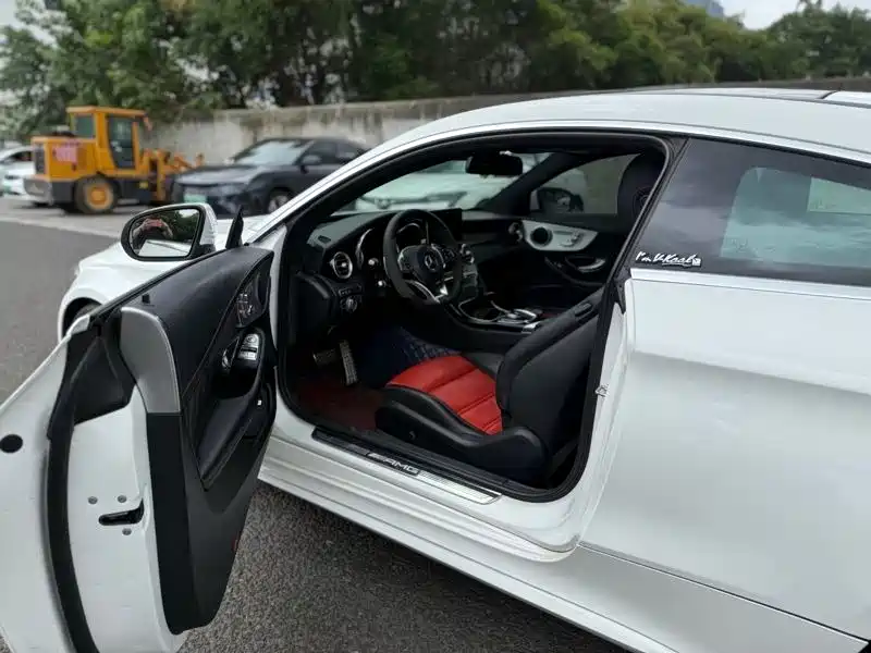 Mercedes-Benz C-Class AMG 2018 — фото 7