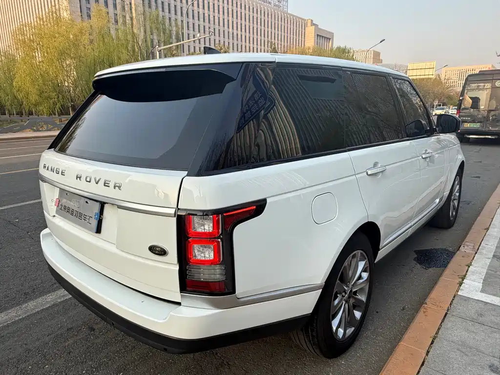Land Rover Range Rover 2018 — фото 3