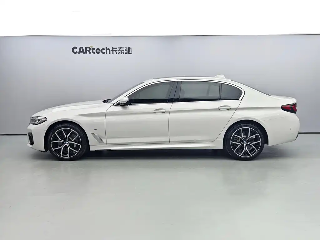 BMW 5 Series 2022