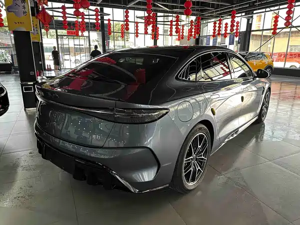 BYD Seal 2024