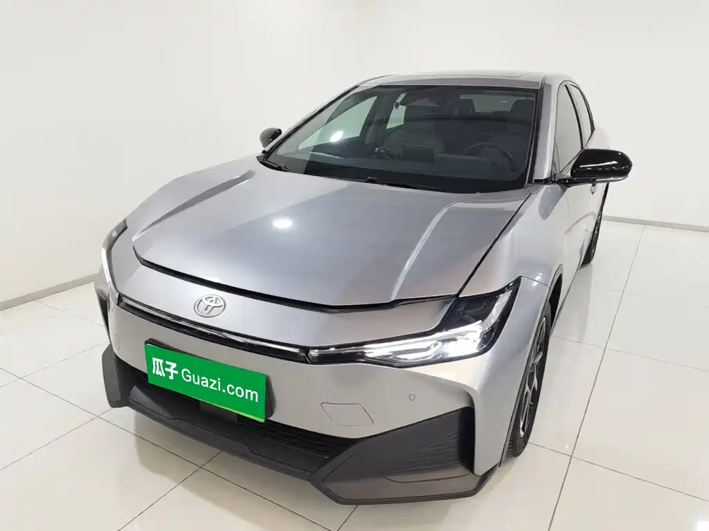 Toyota bZ3 2025
