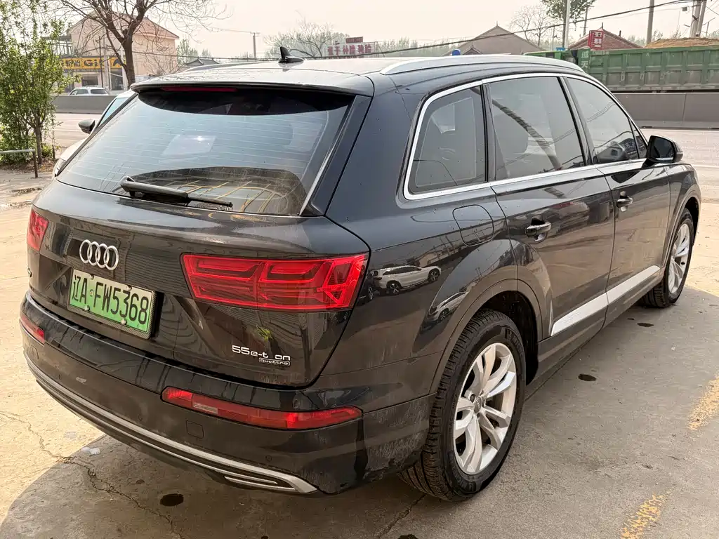 Audi Q7 New Energy 2020 — фото 9