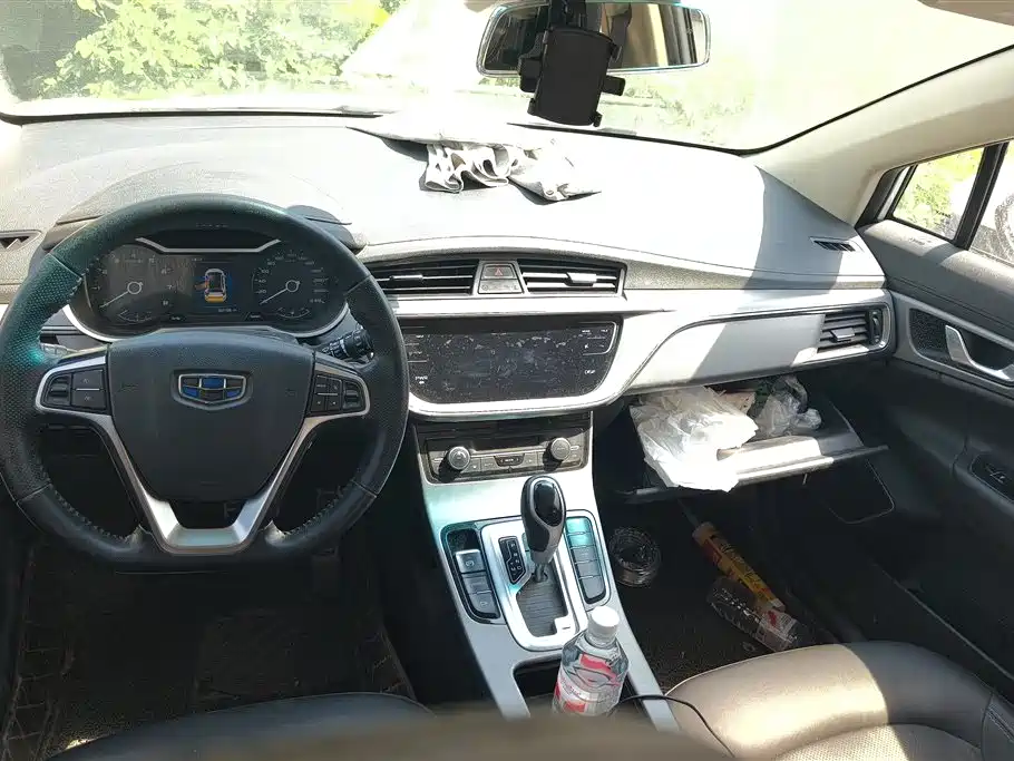 Geely Emgrand GS 2019 — фото 12
