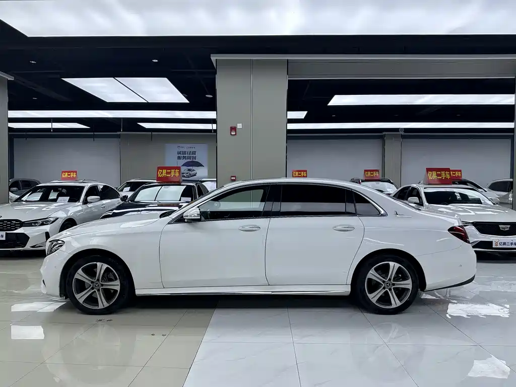 Mercedes-Benz E-Class 2019 — фото 3
