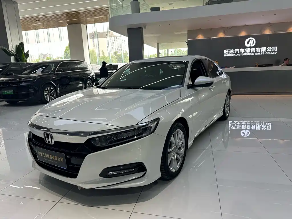 Honda Accord 2019 — фото 1