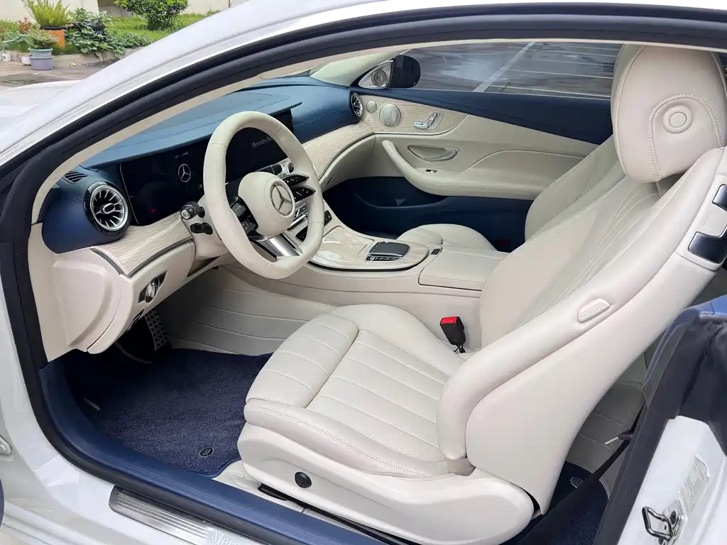 Mercedes-Benz E-Class 2023