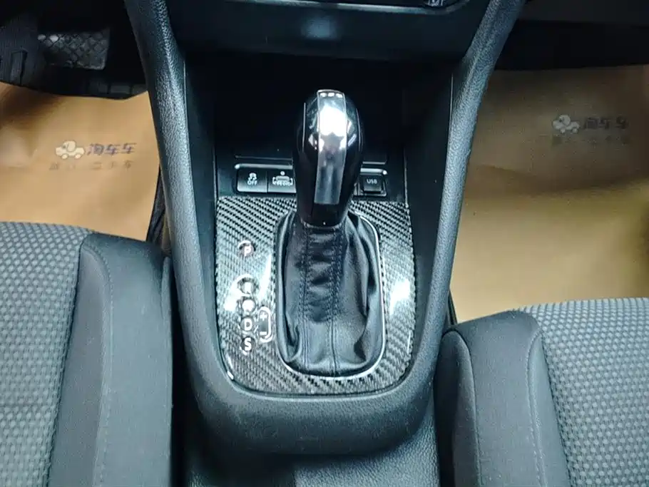 Volkswagen Golf 2012 — фото 16