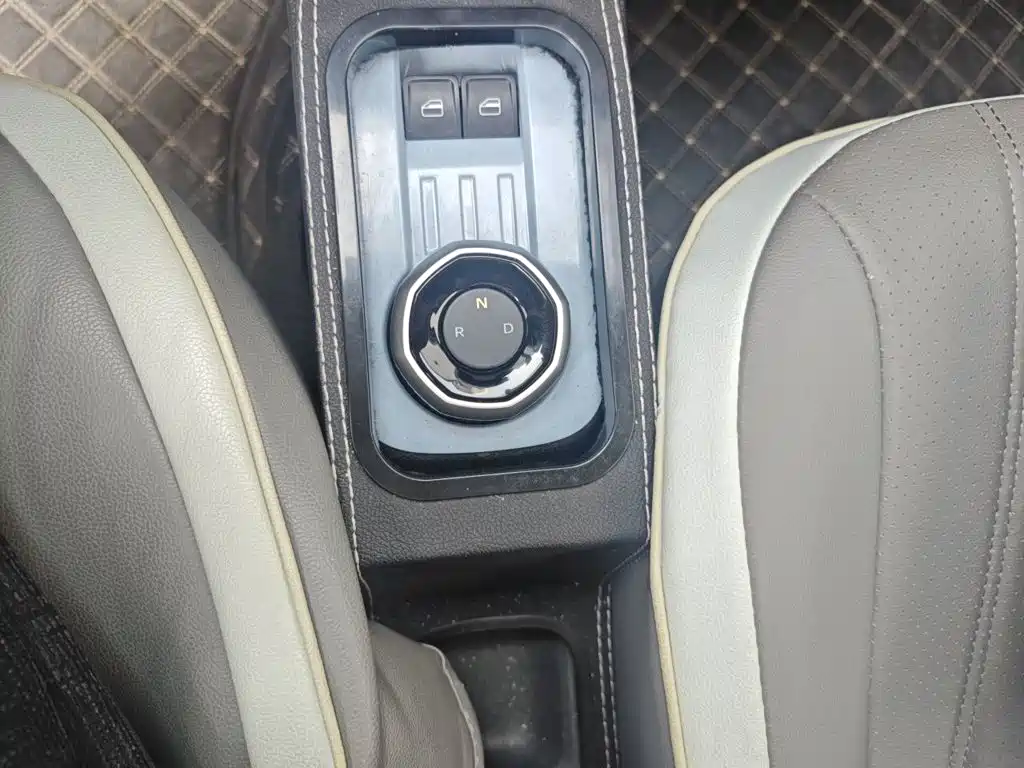 Geely Galaxy Panda 2023 — фото 10