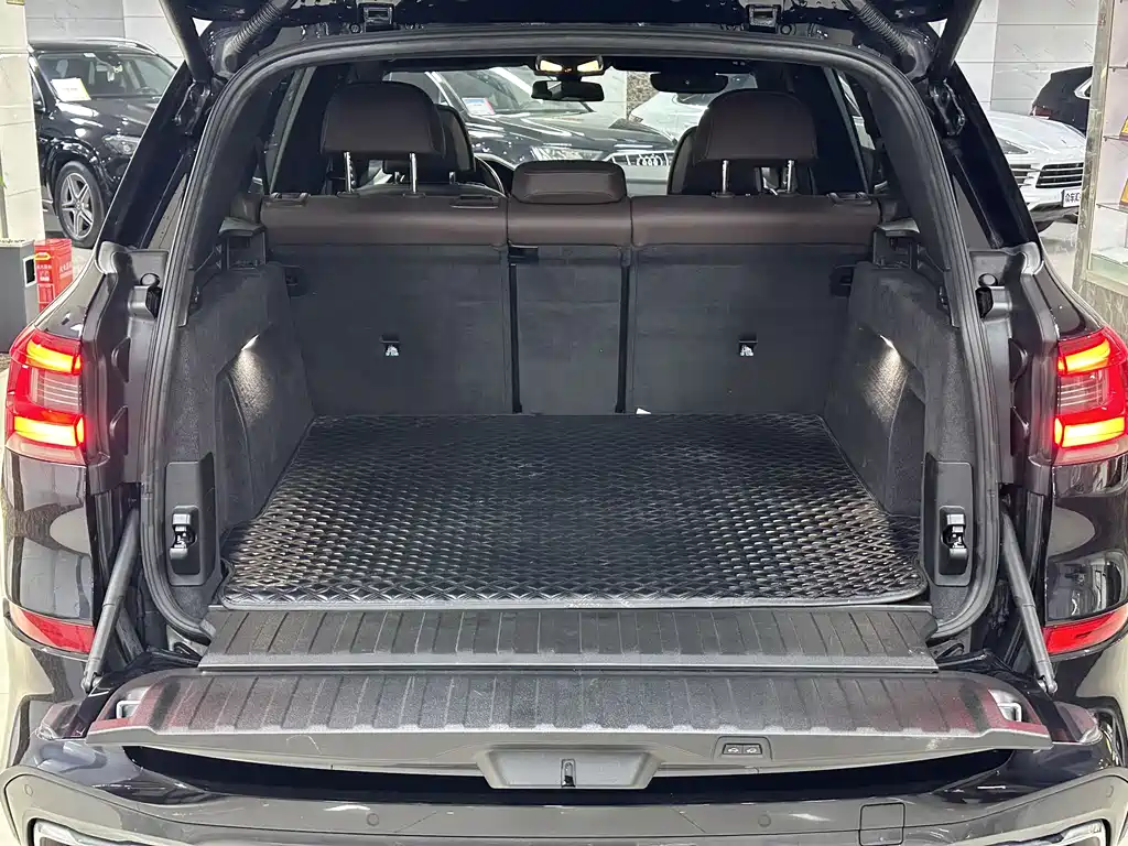 BMW X5 2022 — фото 8