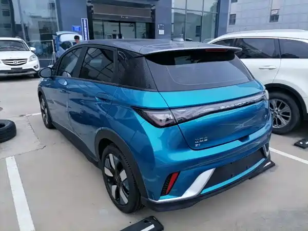BYD Dolphin 2022