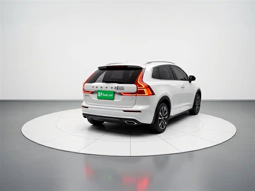 Volvo XC60 PHEV 2023