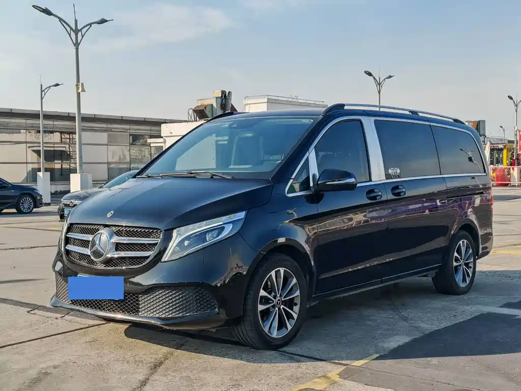 Mercedes-Benz V-Class 2021 — фото 2