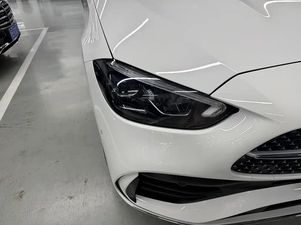 Mercedes-Benz C-Class 2026
