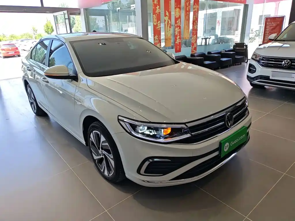 Volkswagen Bora 2025