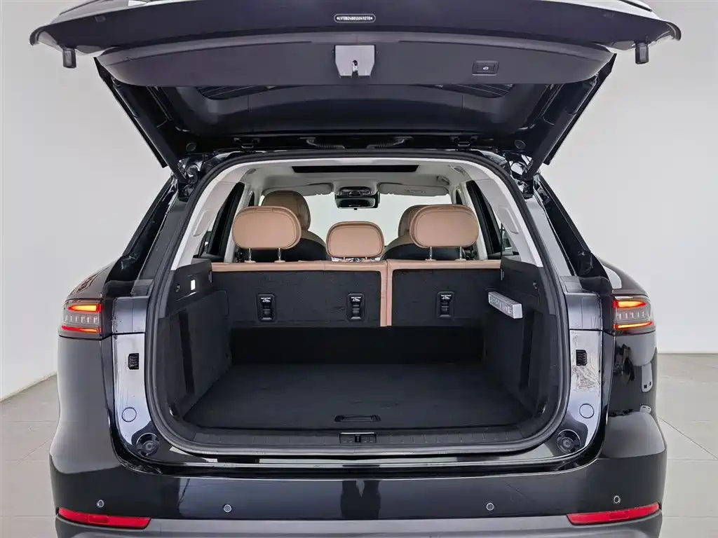 Chery Tiggo 8L 2025 — фото 16