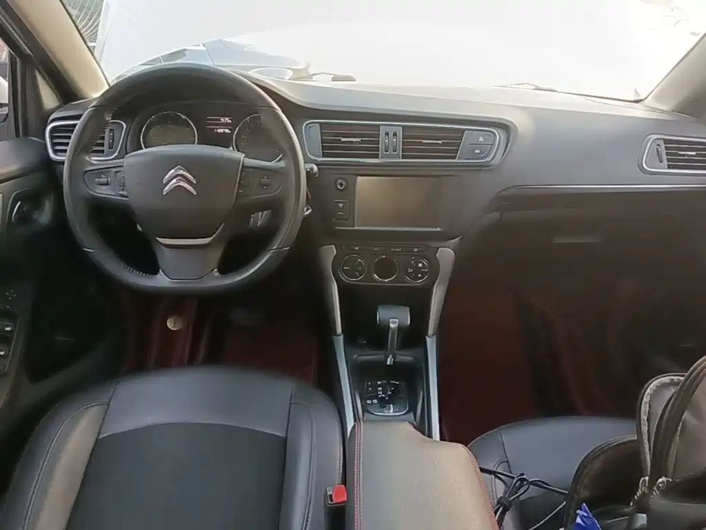 Citroen C3-XR 2015 — фото 10