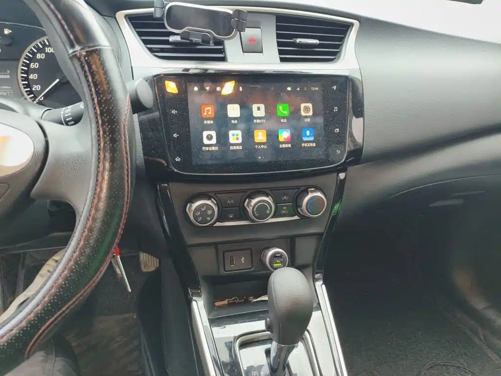 Nissan Sylphy 2020 — фото 10