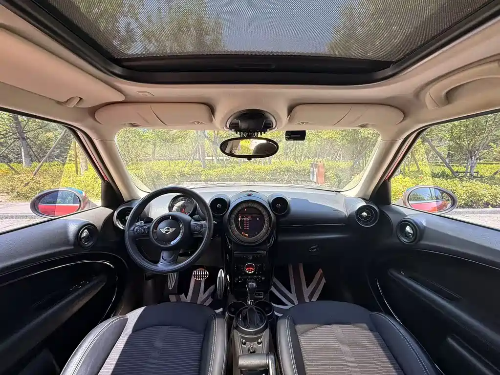 MINI Countryman 2015 — фото 20
