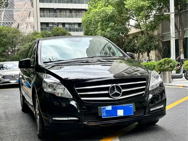 Mercedes-Benz R-Class 2013