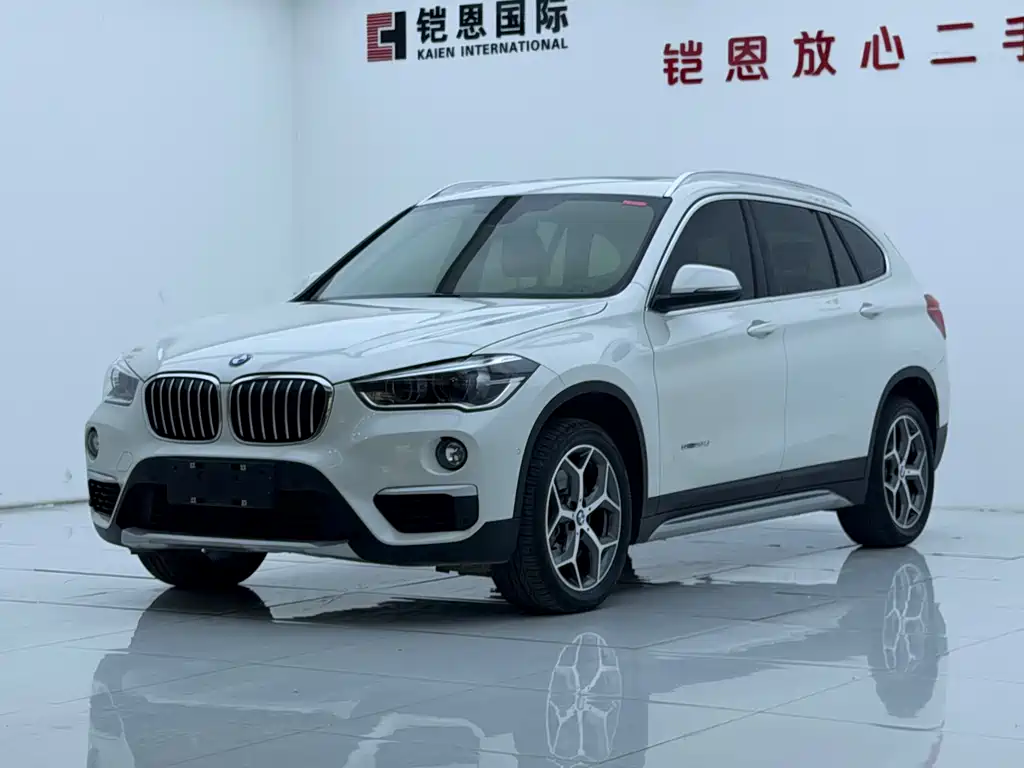 BMW X1 2017 — фото 1