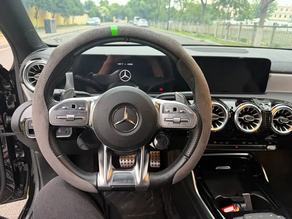 Mercedes-Benz A-Class AMG 2022 — фото 6