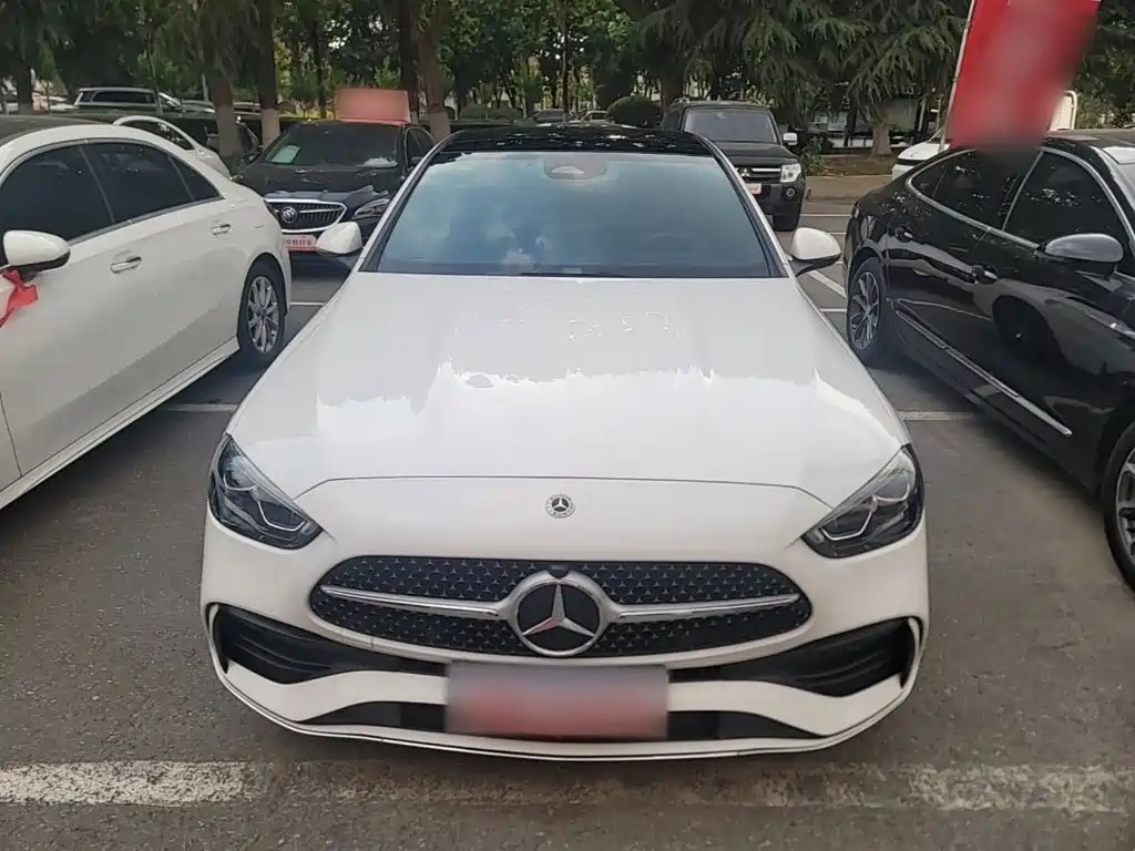 Mercedes-Benz C-Class 2023 — фото 3