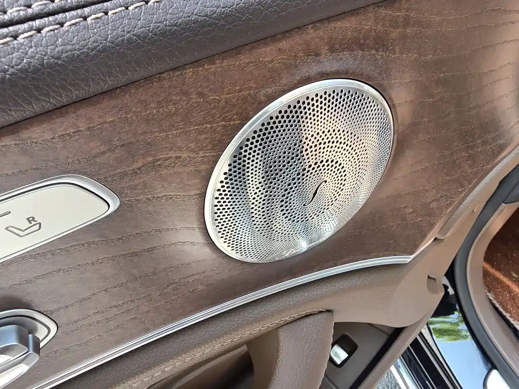 Mercedes-Benz E-Class 2023 — фото 15