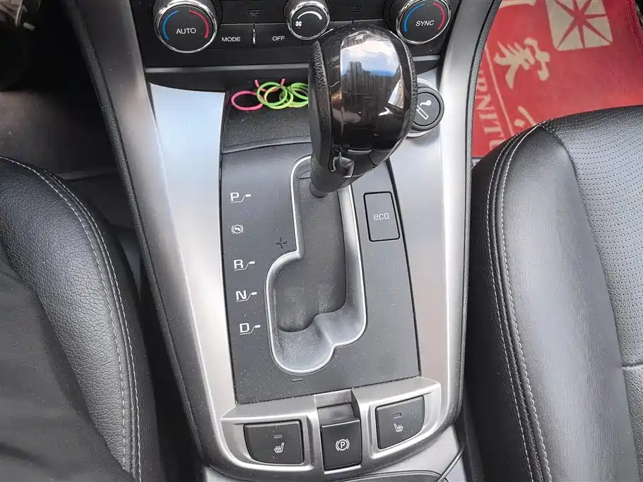 Chevrolet Captiva 2016 — фото 16