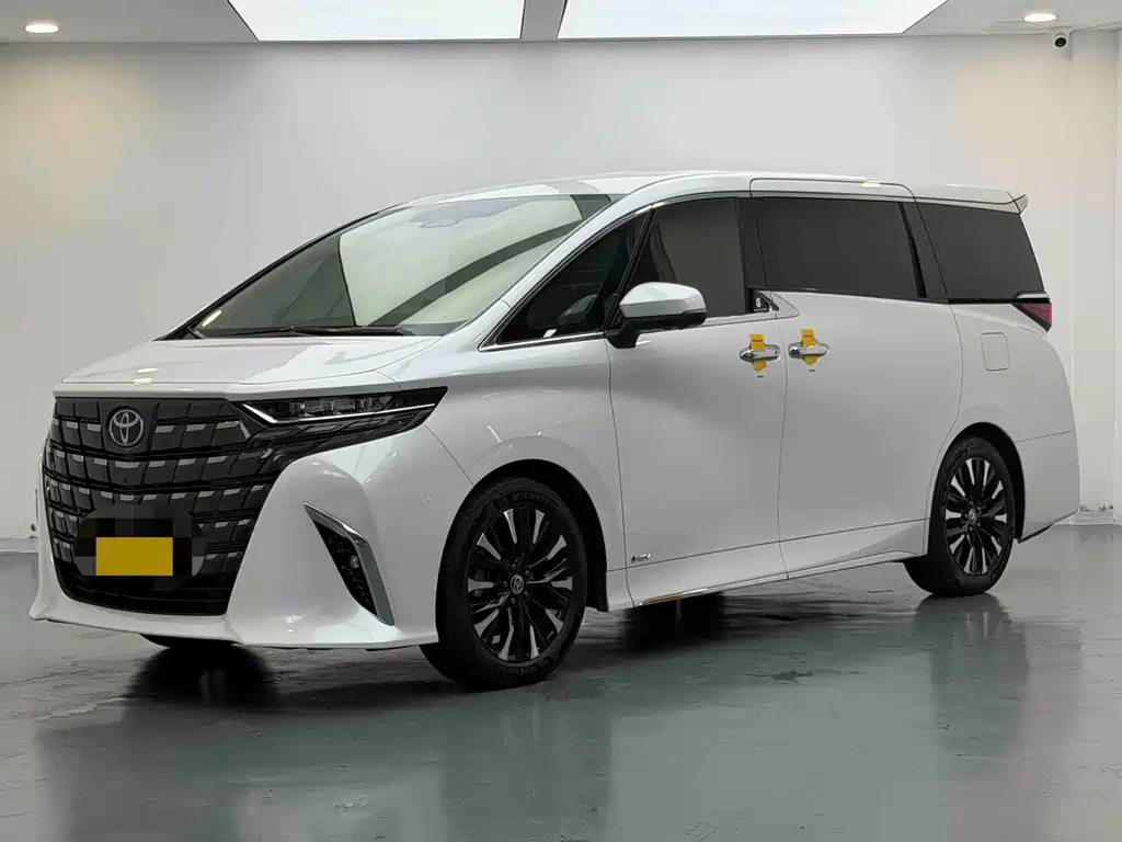 Toyota Alphard 2024 — фото 1