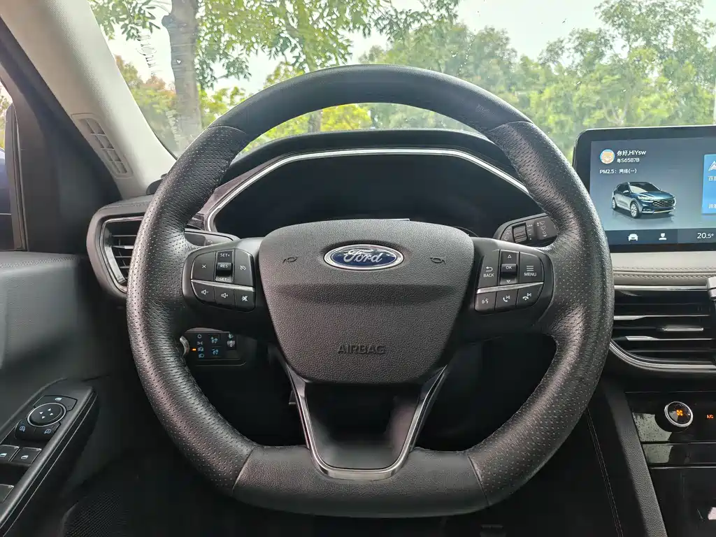 Ford Escape 2021 — фото 8