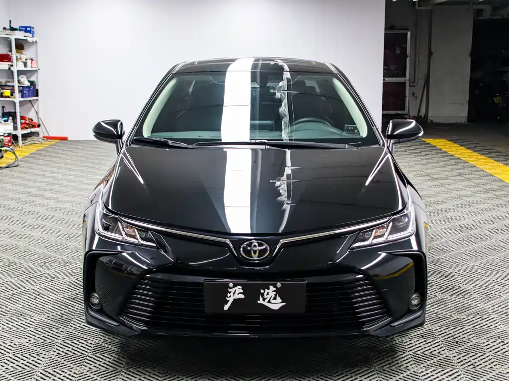 Toyota Corolla 2022 — фото 2