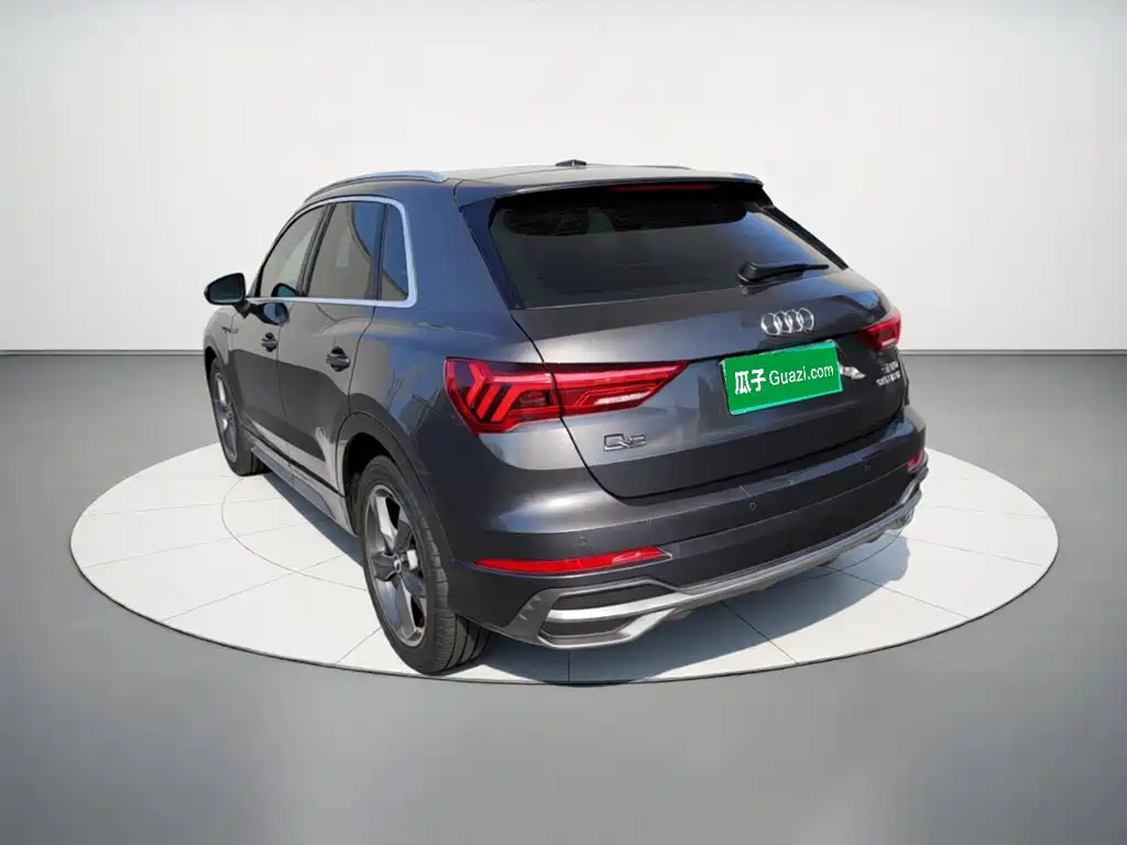 Audi Q3 2020 — фото 25