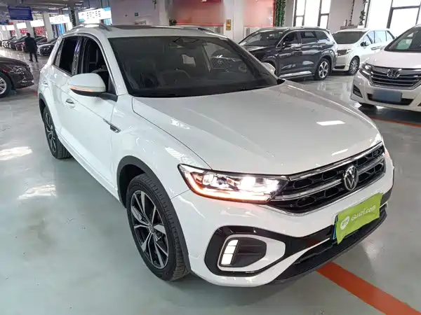 Volkswagen T-Roc 2024